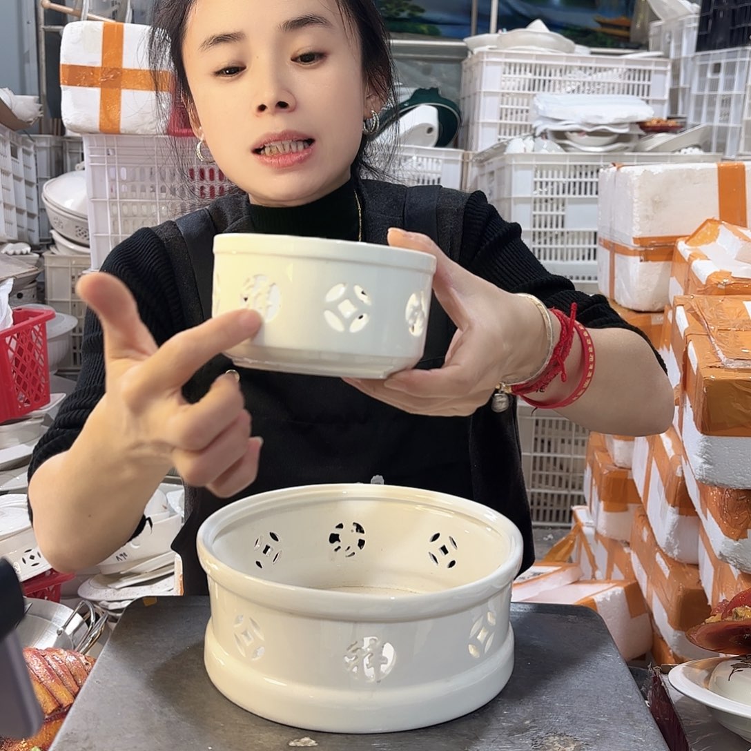 盘微瑕产品………吉祥如意炉两件套口不圆