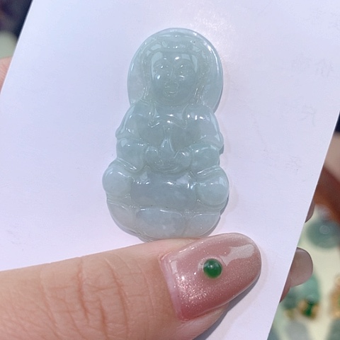 颈饰未镶嵌翡翠观音