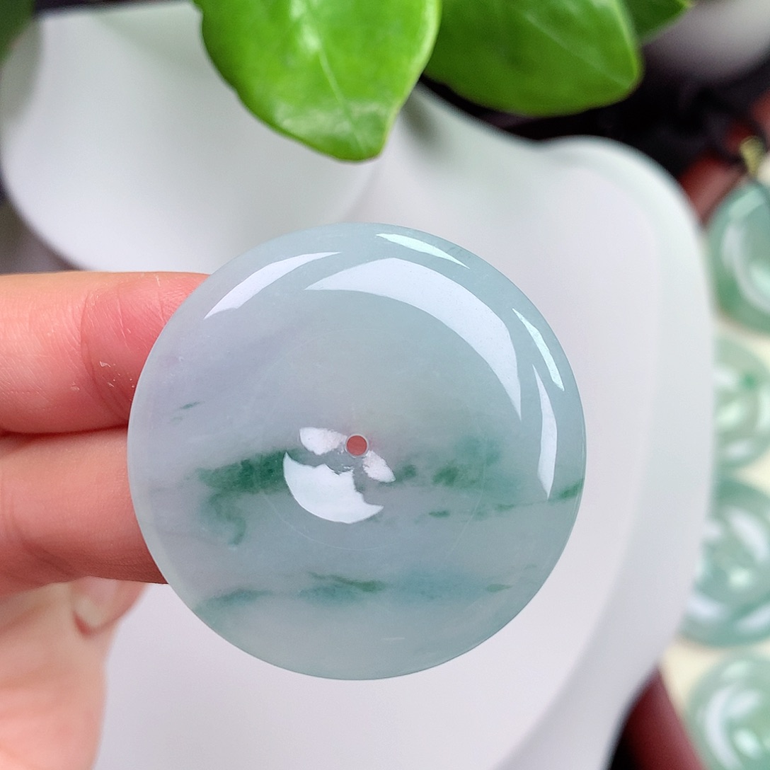 翡翠未镶嵌颈饰平安扣35.6x5.5mm