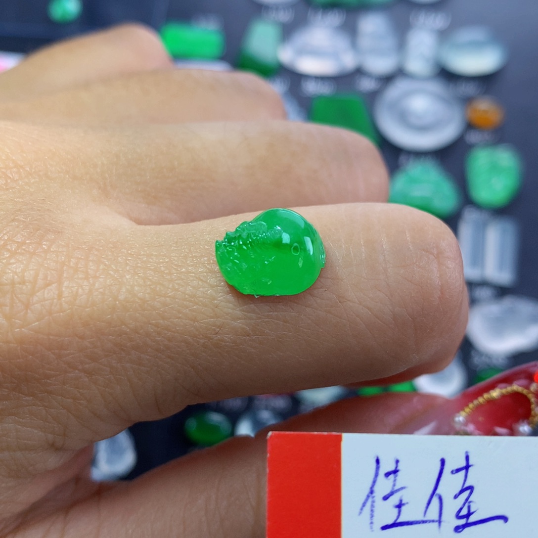 翡翠颈饰未镶嵌纯天然缅甸翡翠A货