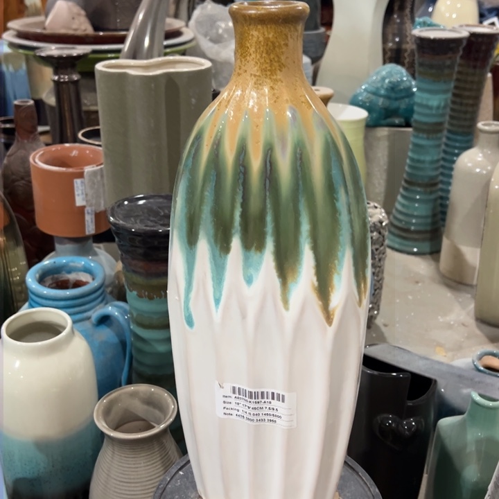 摆件高44口4公分微瑕捡漏底部有孔