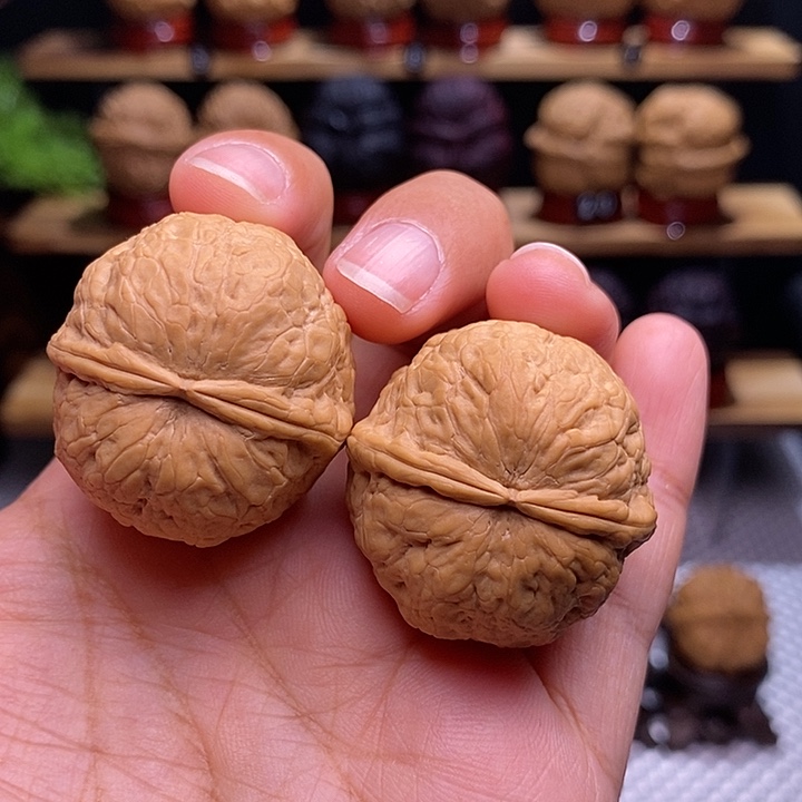 文玩核桃把件蛇皮球4