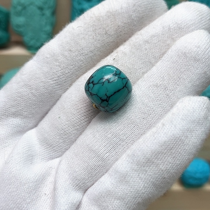 绿松石珠宝未镶嵌