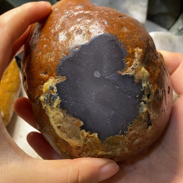 透闪石质玉珠宝半成品未镶嵌