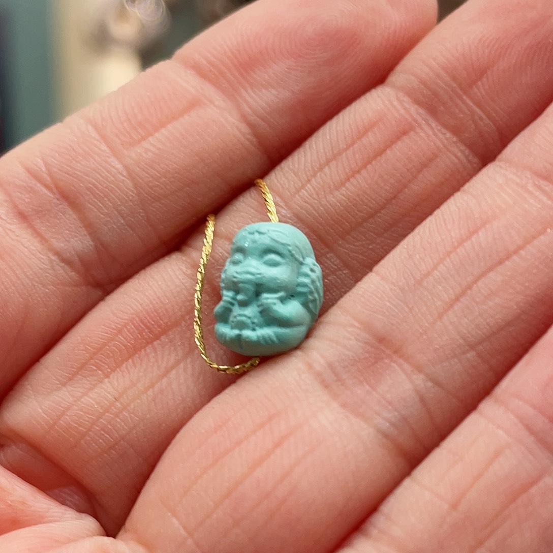 绿松石颈饰未镶嵌