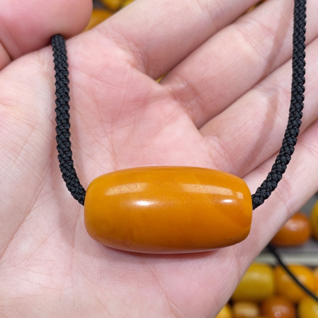 蜜蜡未镶嵌裸石桶子