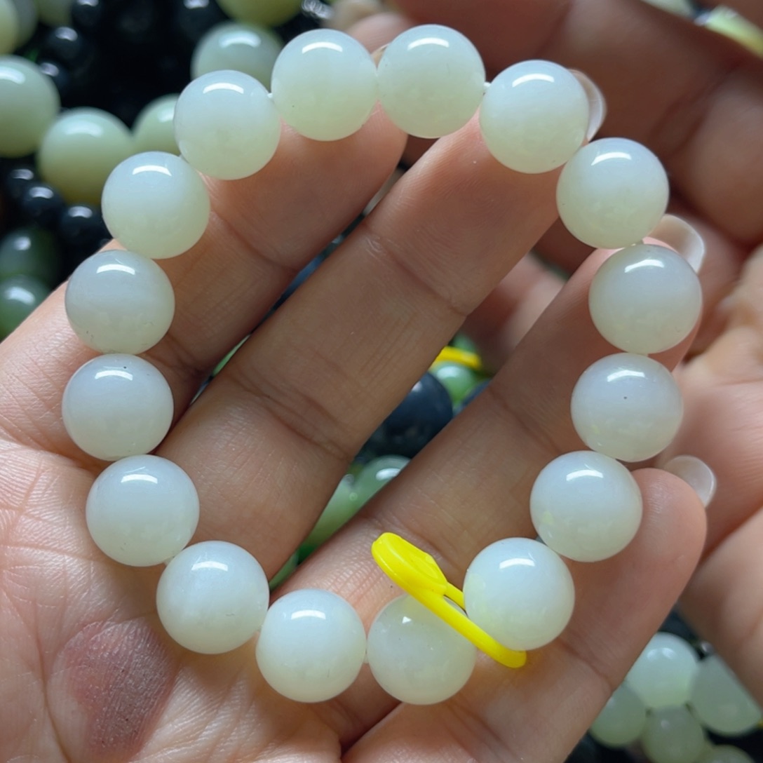 和田玉手链未镶嵌