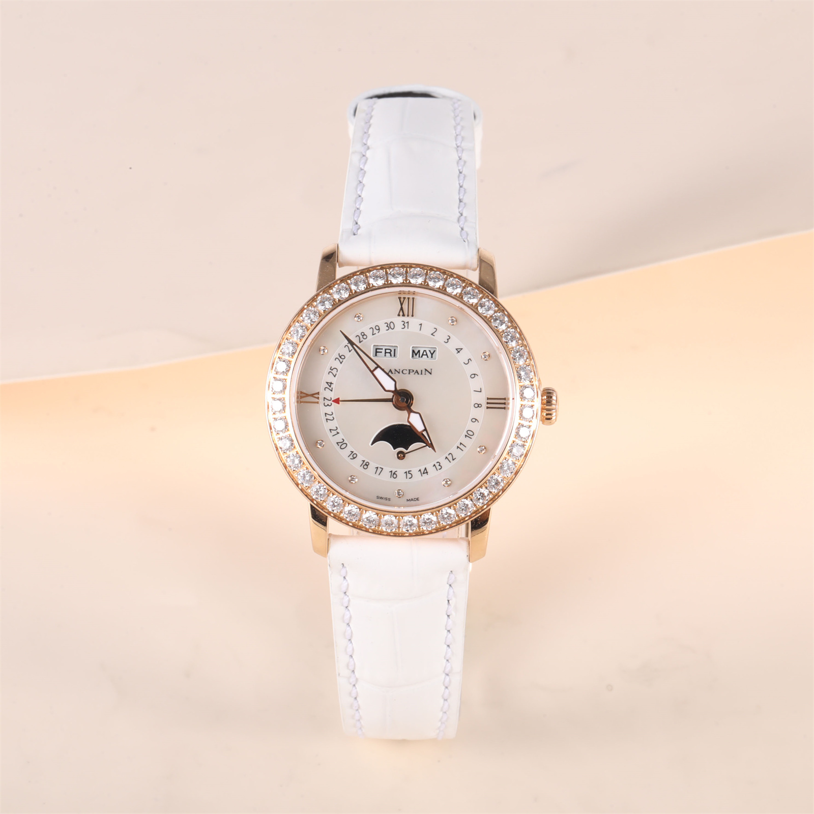 99新 Blancpain 小花6欢 女装系列3663-2954-55B腕表贝母盘-35MM