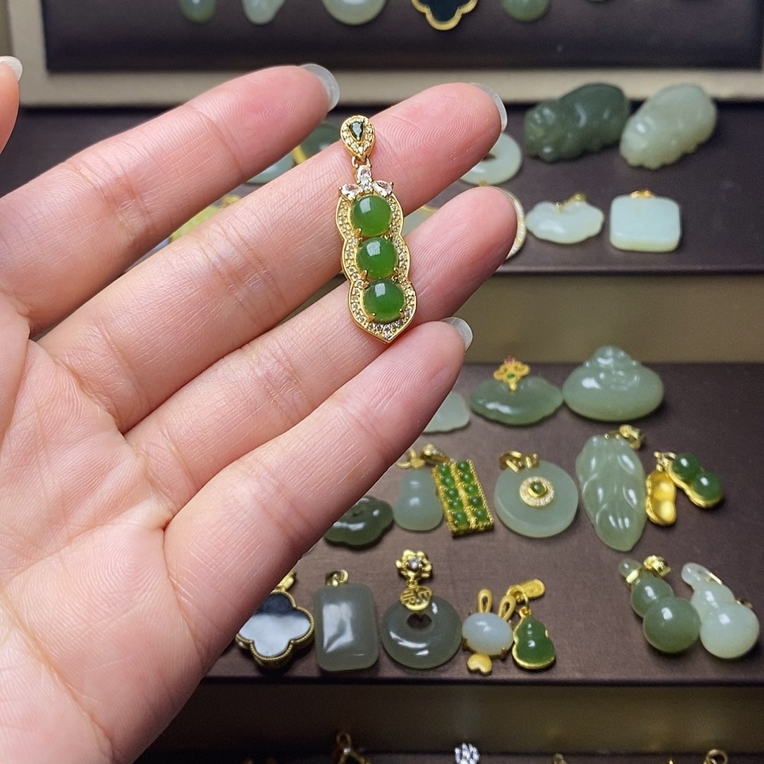 和田玉颈饰银S925镶嵌