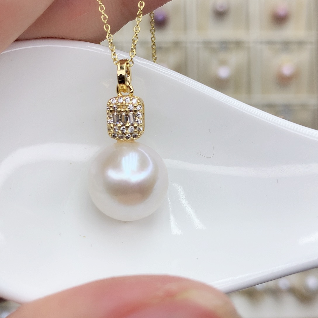 淡水珍珠颈饰合金