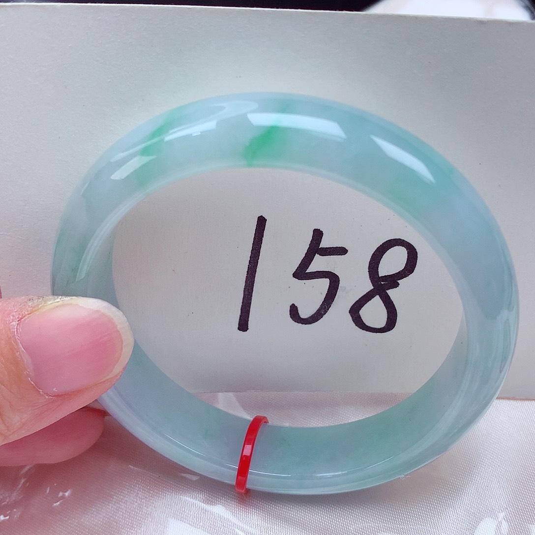 翡翠未镶嵌手镯翡翠