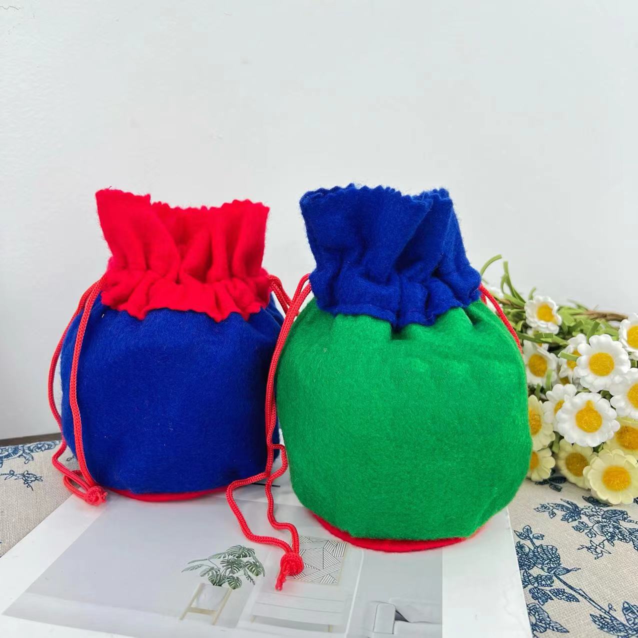 多功能礼品绒布袋子(一4个不挑颜色)R2106