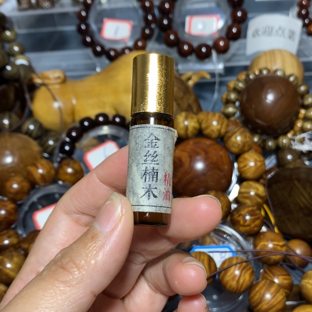 金丝楠木雕工艺品