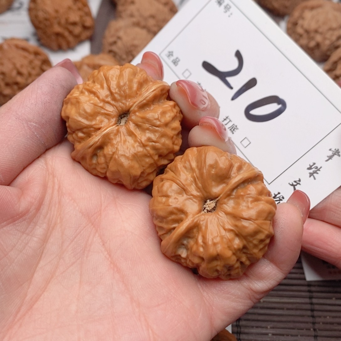 文玩核桃吊坠37蛤蟆210