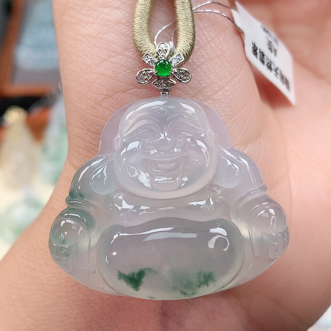 颈饰18K金镶嵌翡翠佛公