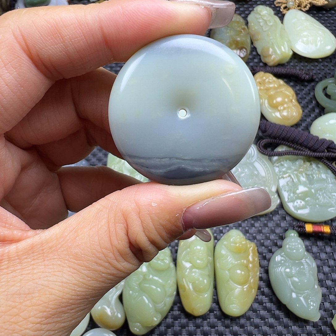 和田玉未镶嵌吊坠(不含链)卡35.2