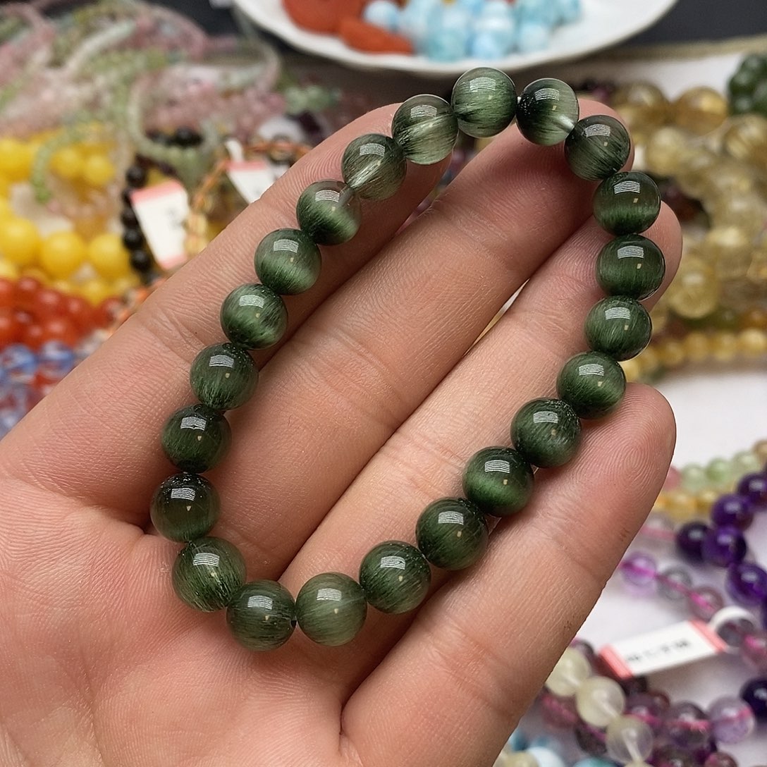 水晶手串未镶嵌九**记