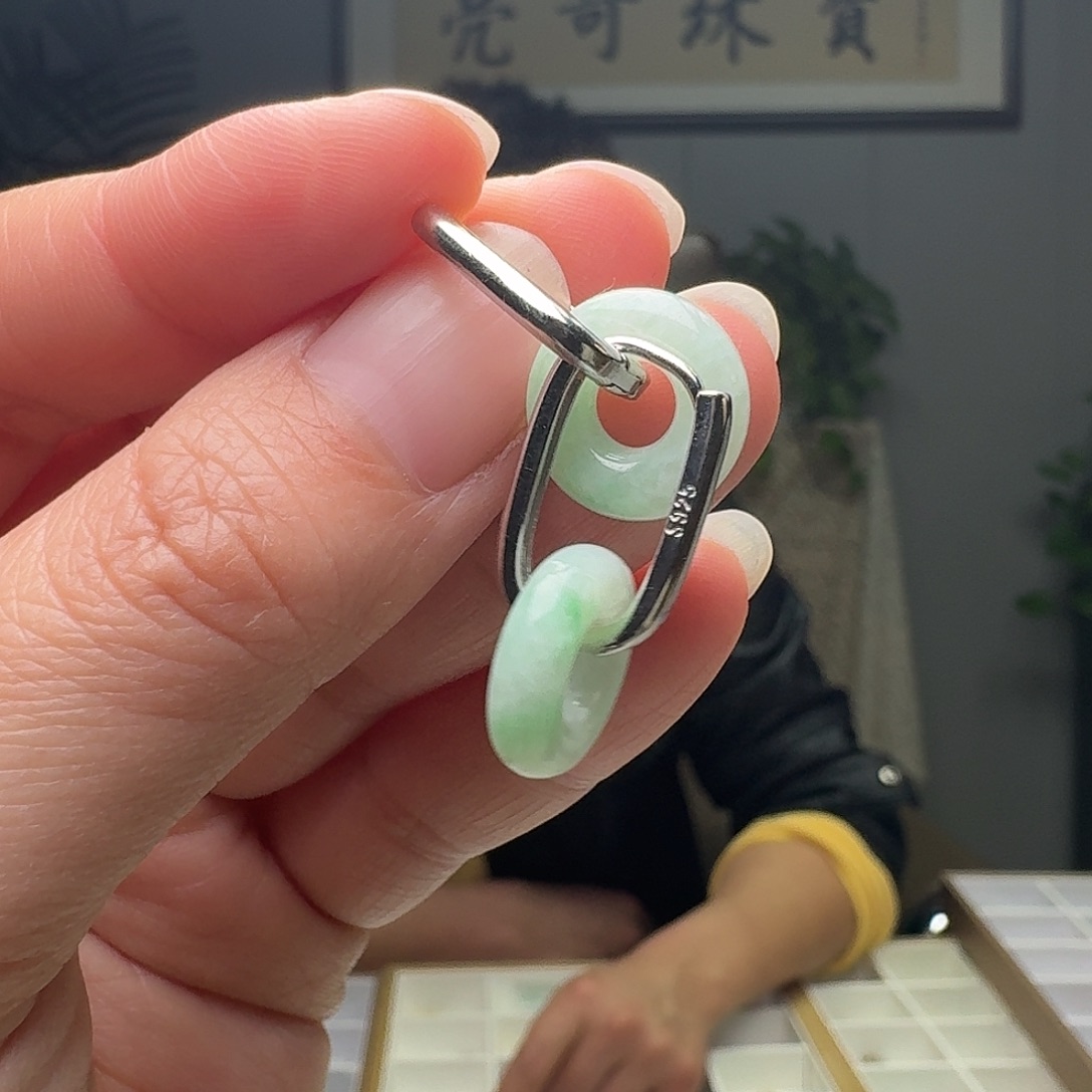 翡翠银S925镶嵌耳饰天然