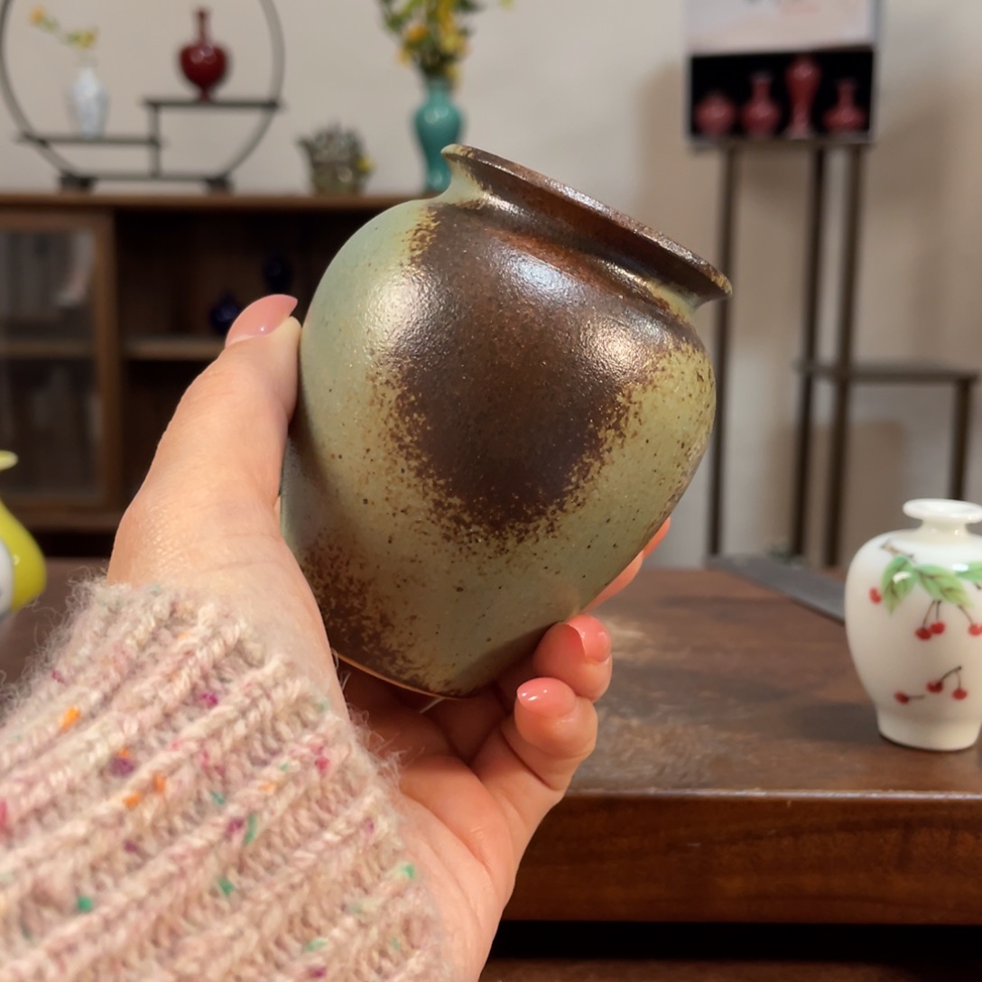 景德镇陶瓷小花瓶