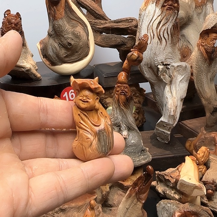 柏木把件太行崖柏弥勒