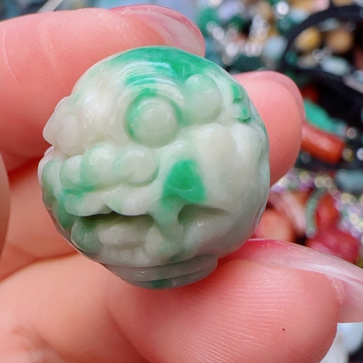 翡翠未镶嵌颈饰天然A货31