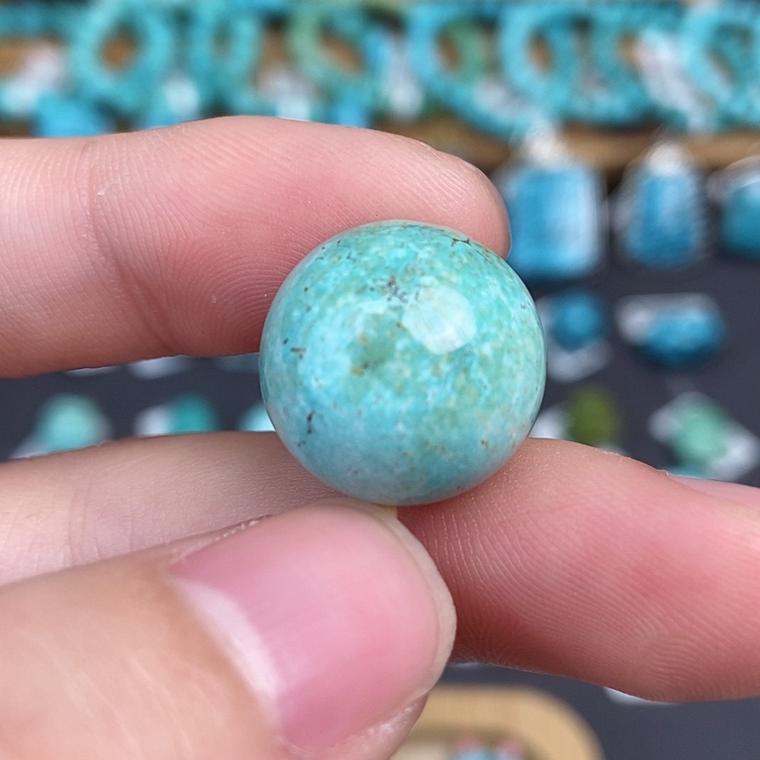 绿松石雕刻未镶嵌