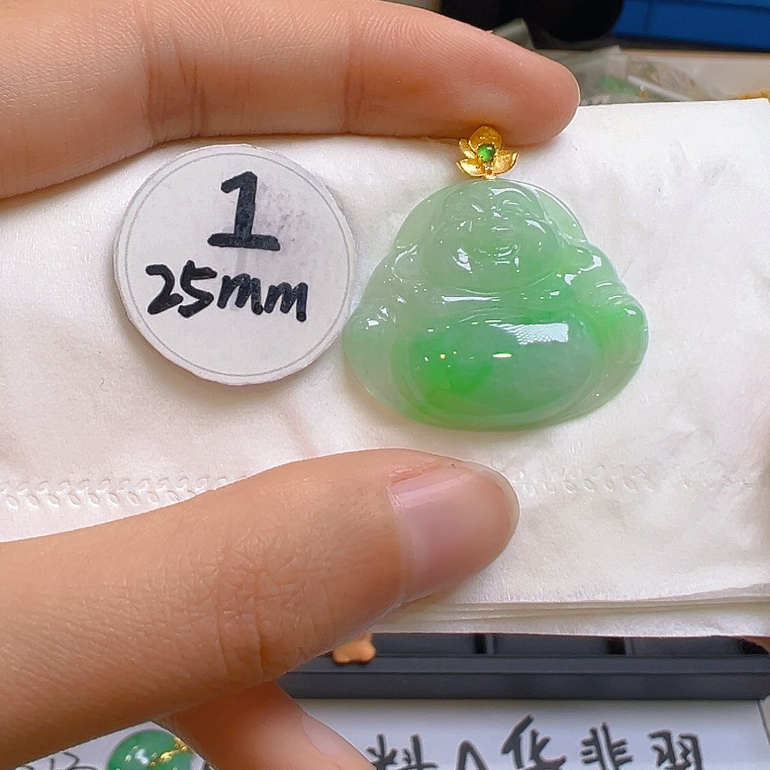 翡翠颈饰18K金镶嵌翡翠