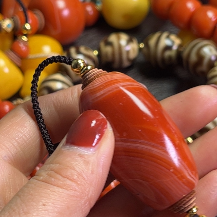 颈饰琉璃新****馆琉璃……….