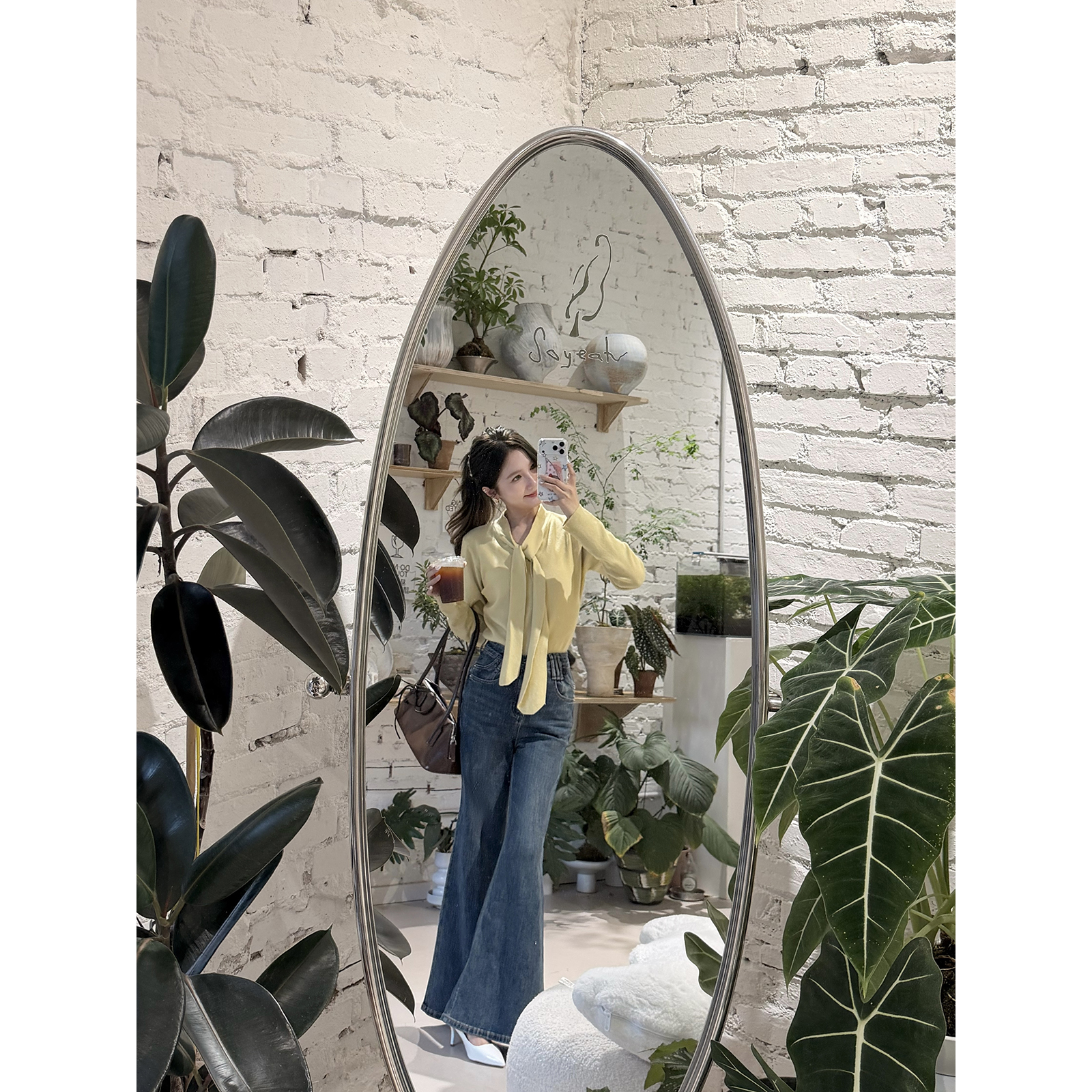 微笑oni 9/26上新【微喇丹宁】四季休闲设计感百搭微喇修身牛仔裤