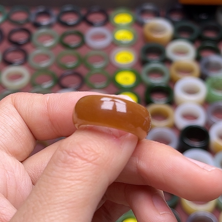 和田玉戒指未镶嵌17.7 橘红糖