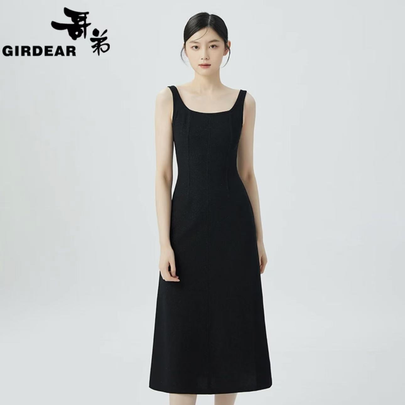 GIRDEAR/哥弟女装优雅U领减龄修身质感吊带长款无袖连衣裙1500474