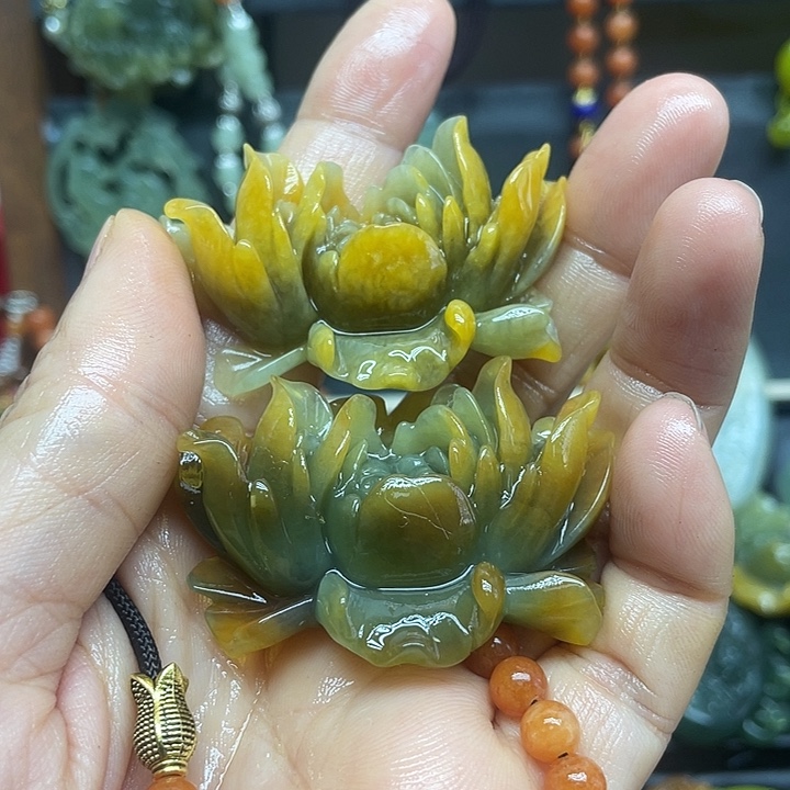 未镶嵌蛇纹石玉颈饰君*