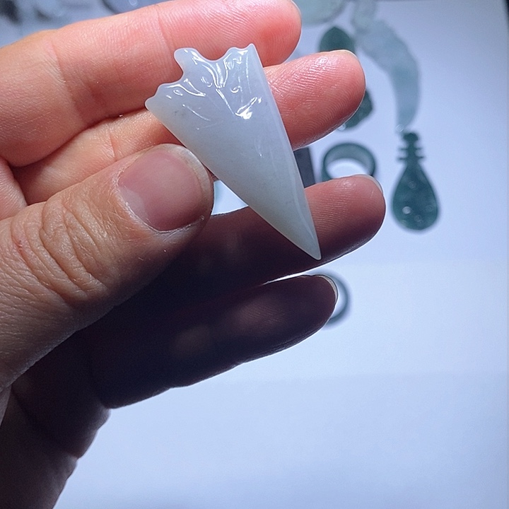 定制翡翠未镶嵌毛