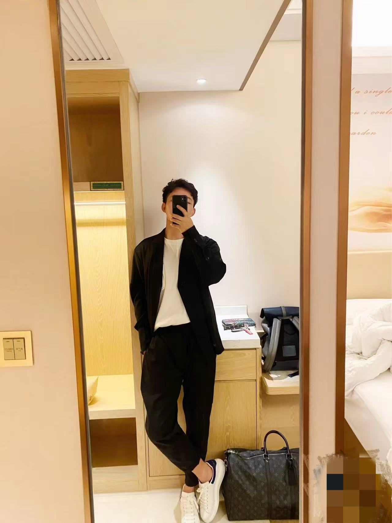 户外休闲耐磨百搭鞋子