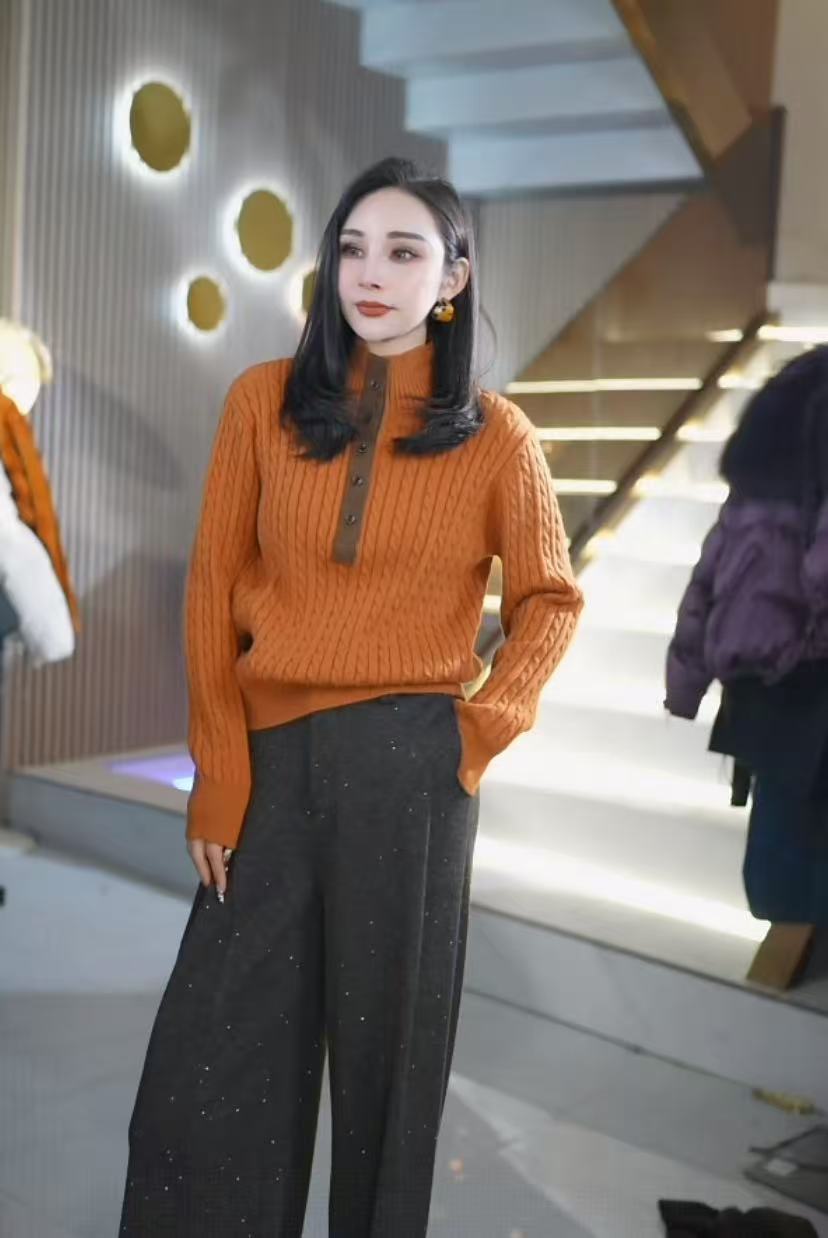 高领时尚百搭保暖扣子撞色翻领绞花加厚女士上衣打底毛衣W333.2