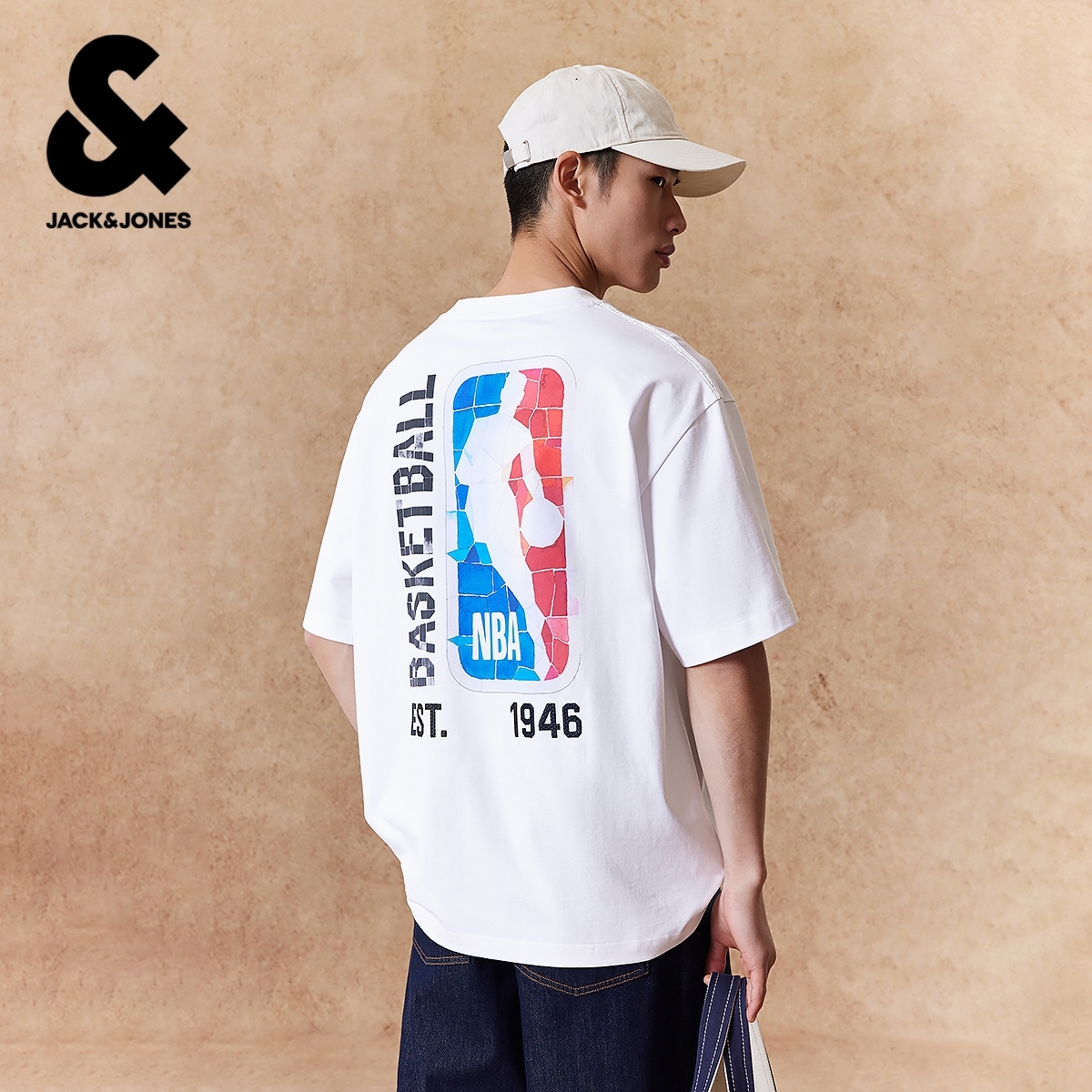 【NBA联名款】杰克琼斯男装春季T恤上衣休闲百搭胶印印花圆领略宽松