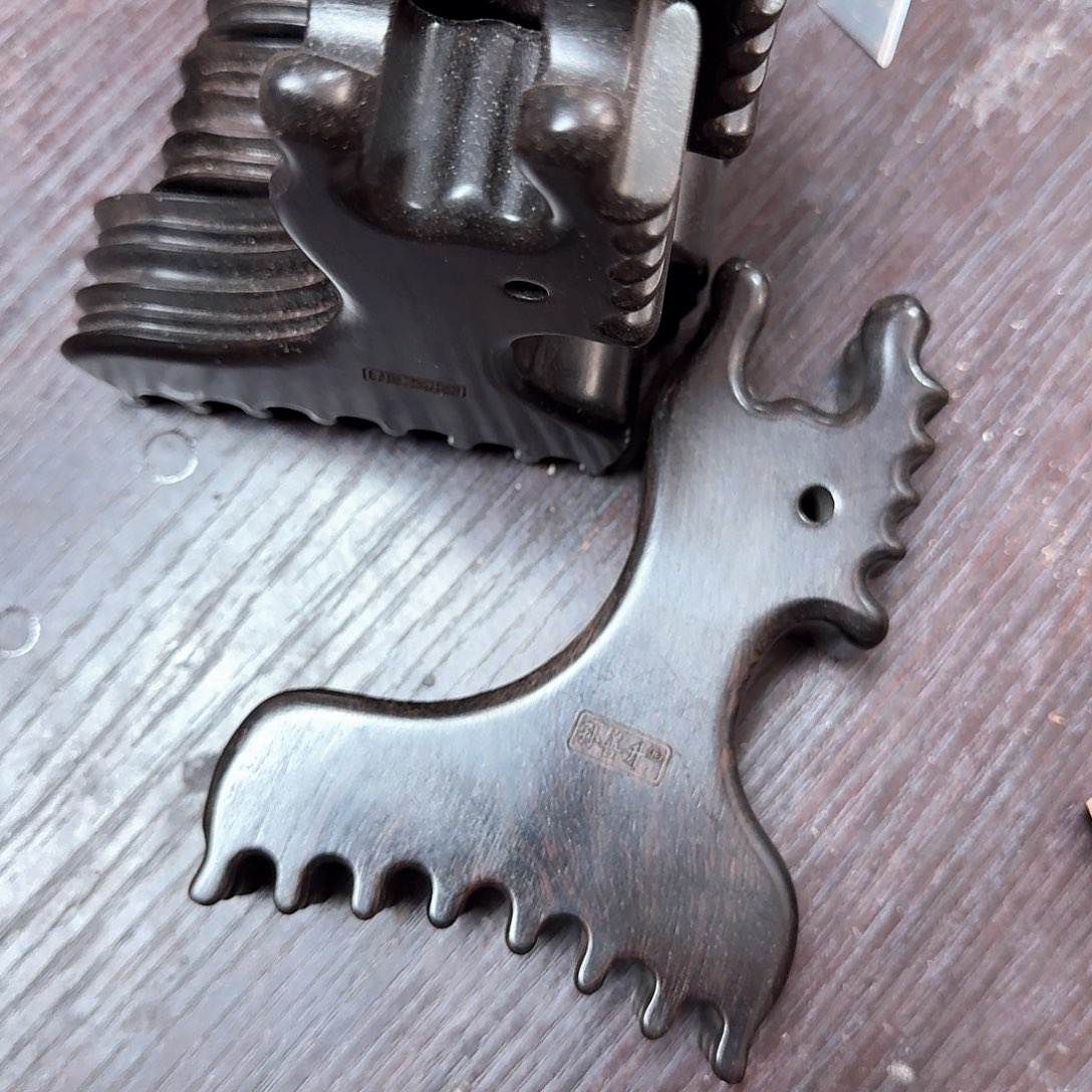 紫光檀小鹿放松工具微瑕疵