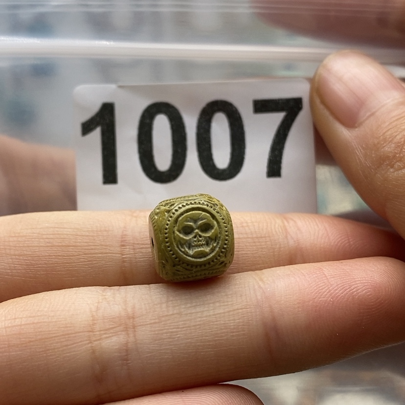 【闪购商品】绿松石颈饰未镶嵌