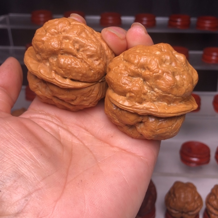 豪***情吊坠文玩核桃896金蟾疙瘩包