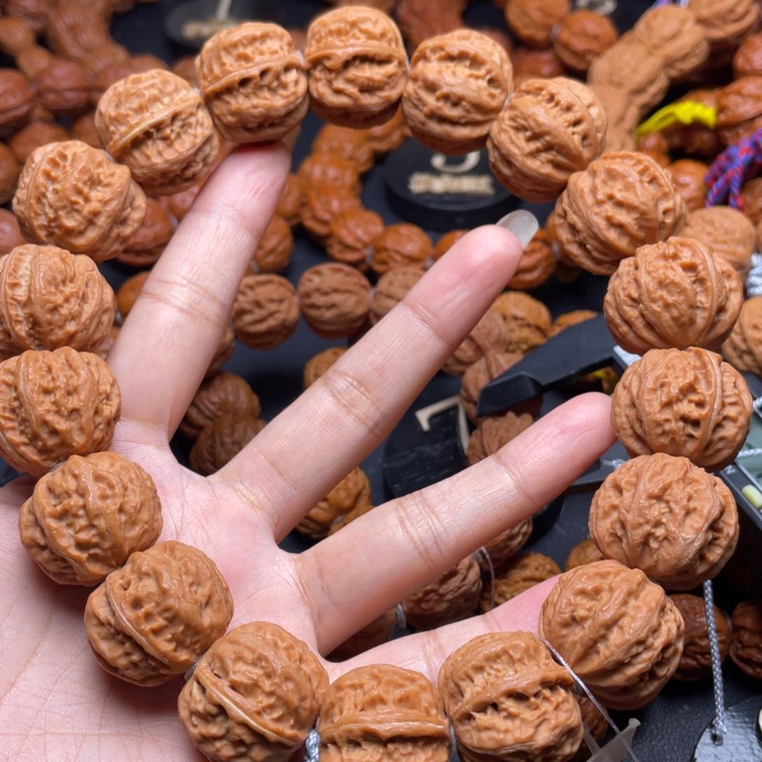 文玩核桃手串王*憨粗筋111