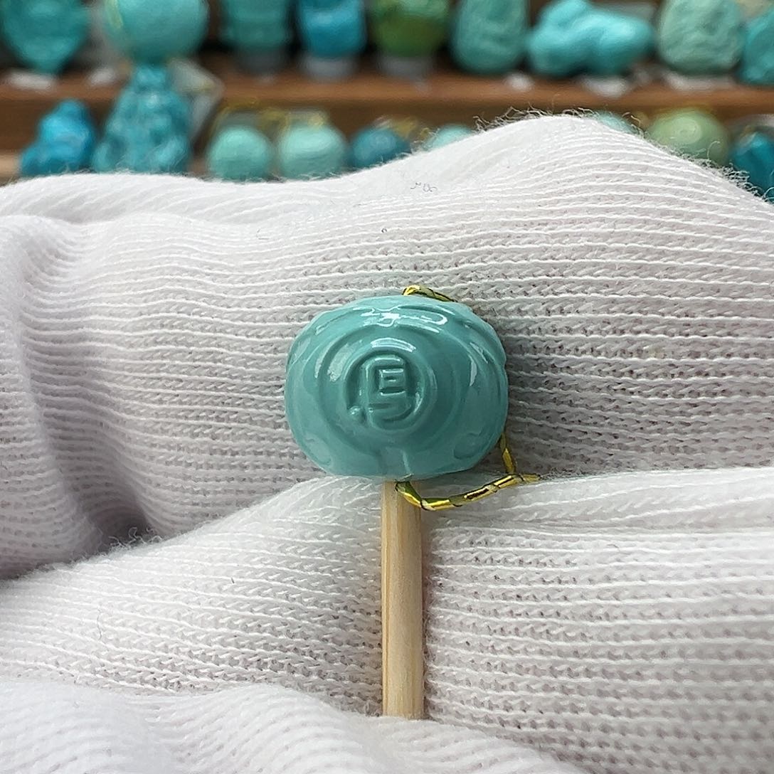 绿松石配饰未镶嵌