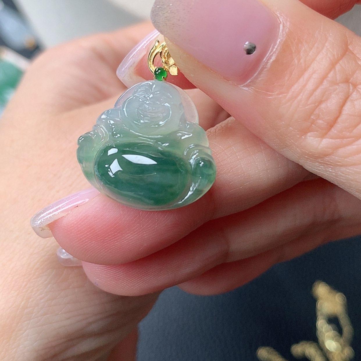 【闪购商品】翡翠18K金镶嵌吊坠(赠链)