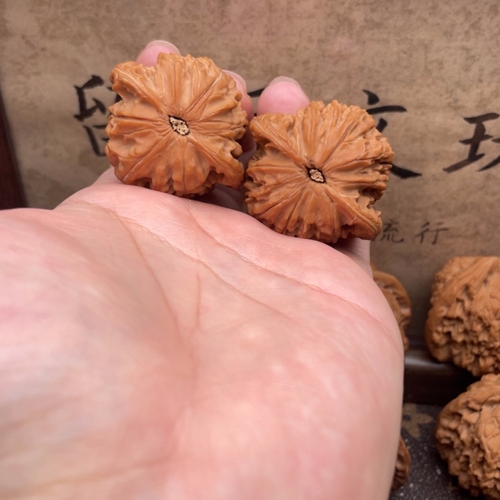 大***7文玩核桃把件39磨盘