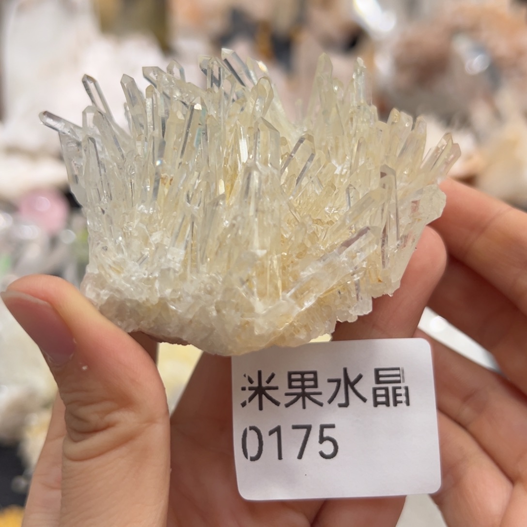 用***7水晶未镶嵌珠宝半成品