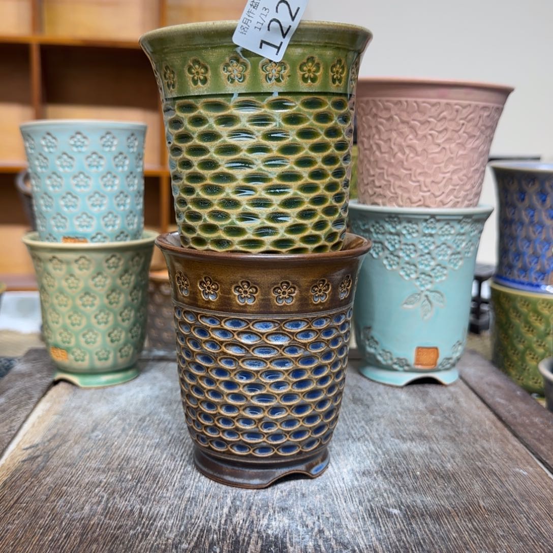 小***笔手工花盆 122 内口口径 8.5 cm  