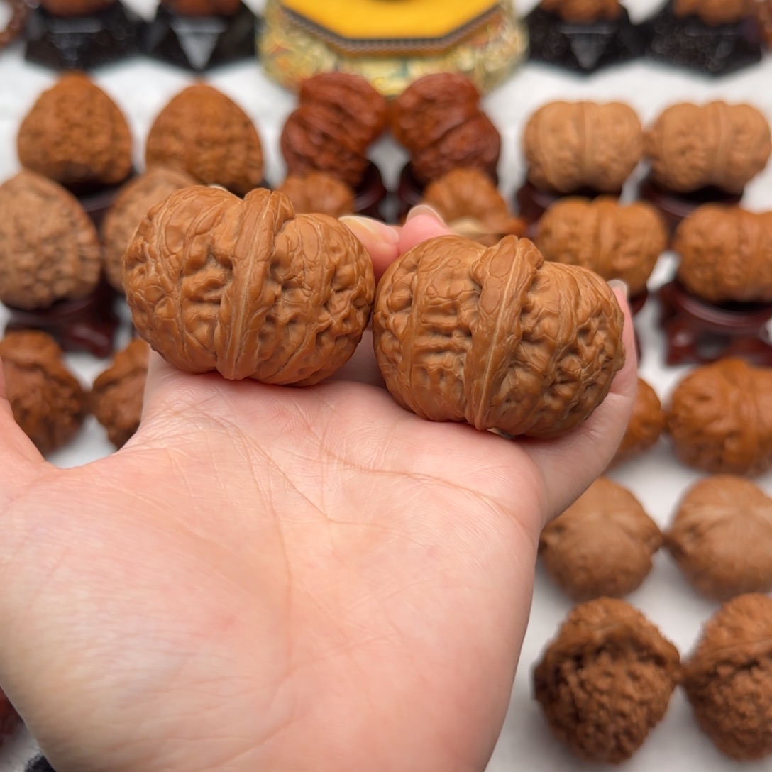 吊坠文玩核桃46元宝