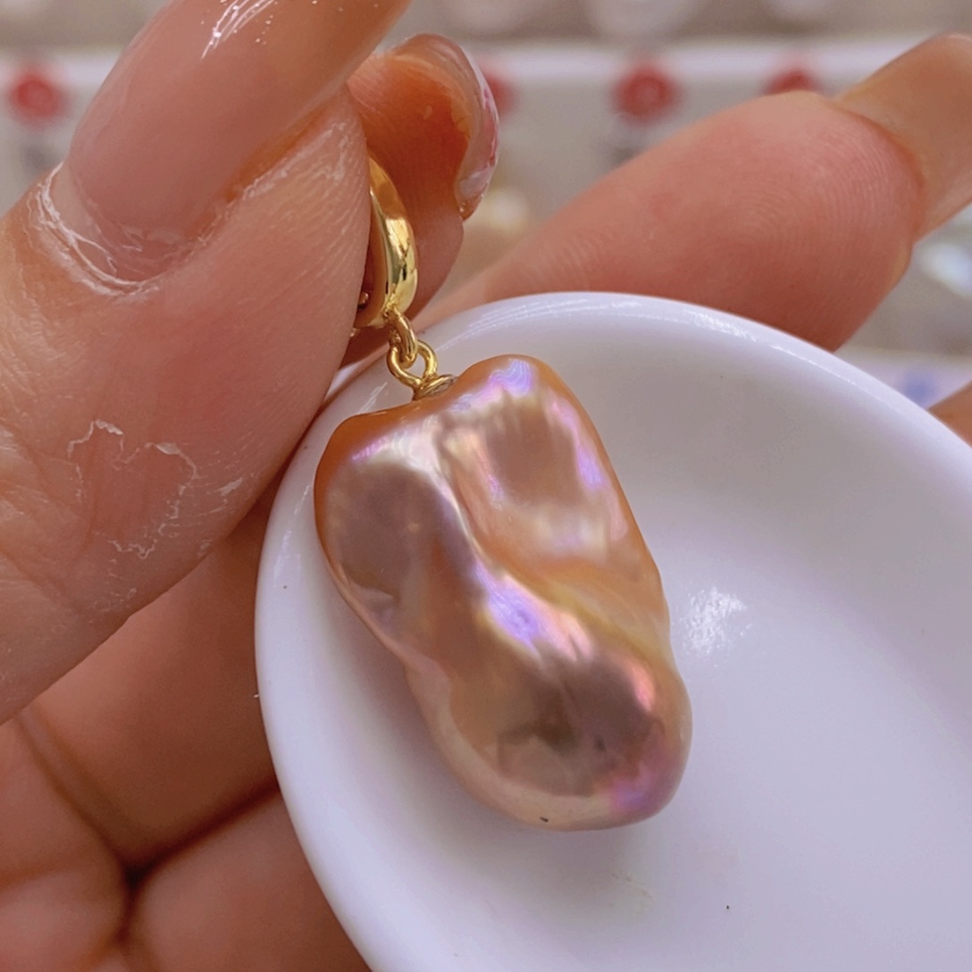 淡水珍珠未镶嵌吊坠(赠链)