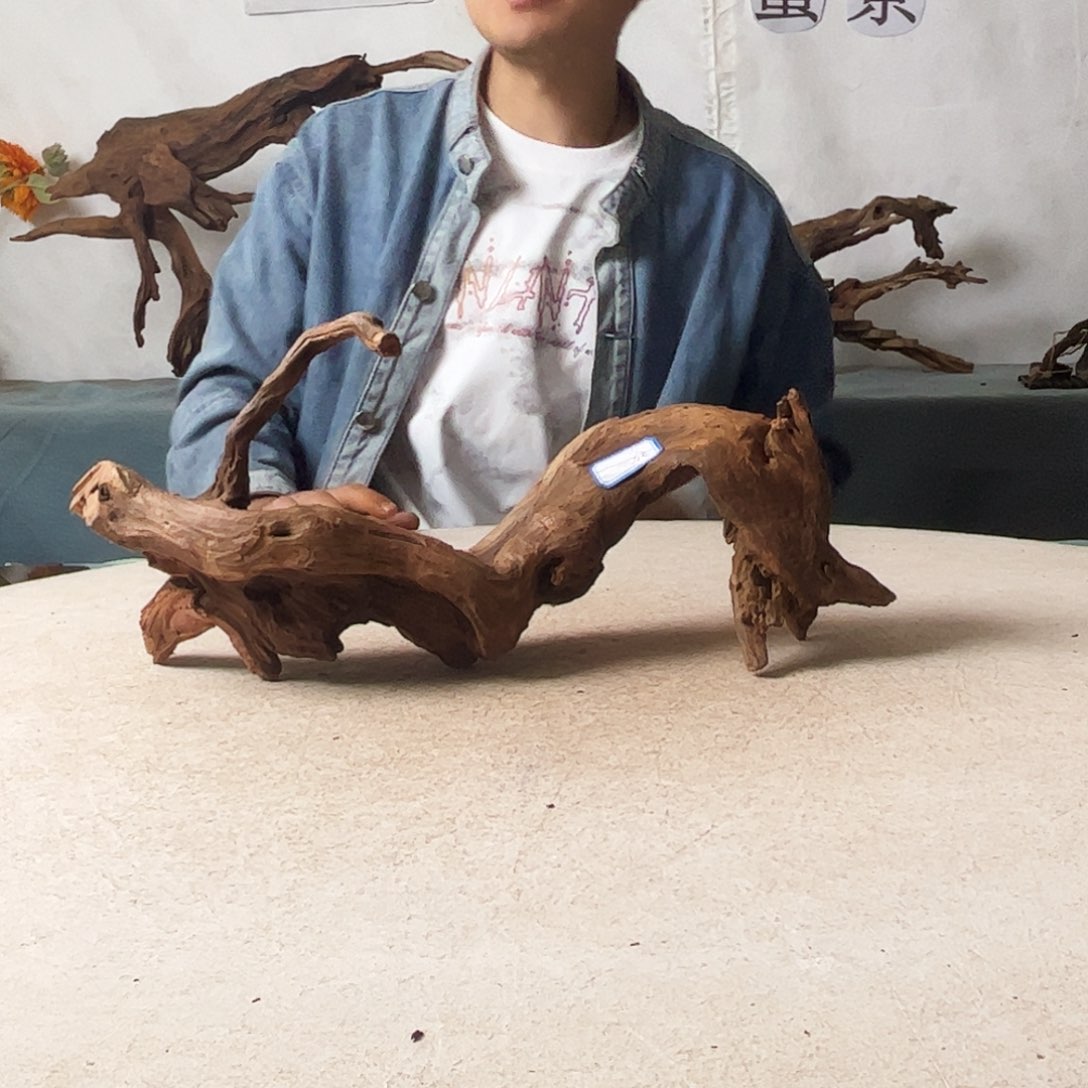 新年快乐沉木造景