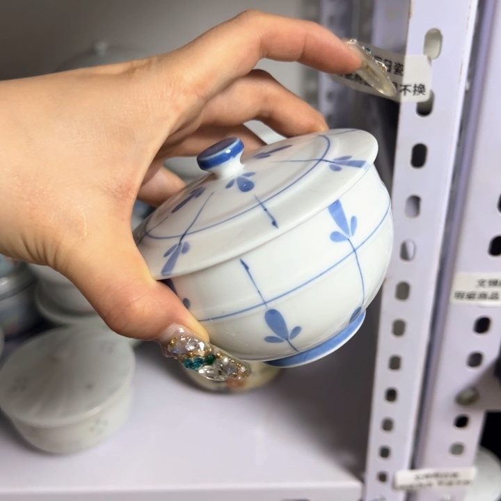 盖碗瓷器直播放漏中