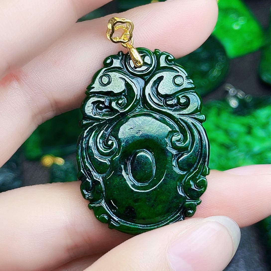 颈饰银S925镶嵌翡翠多样性